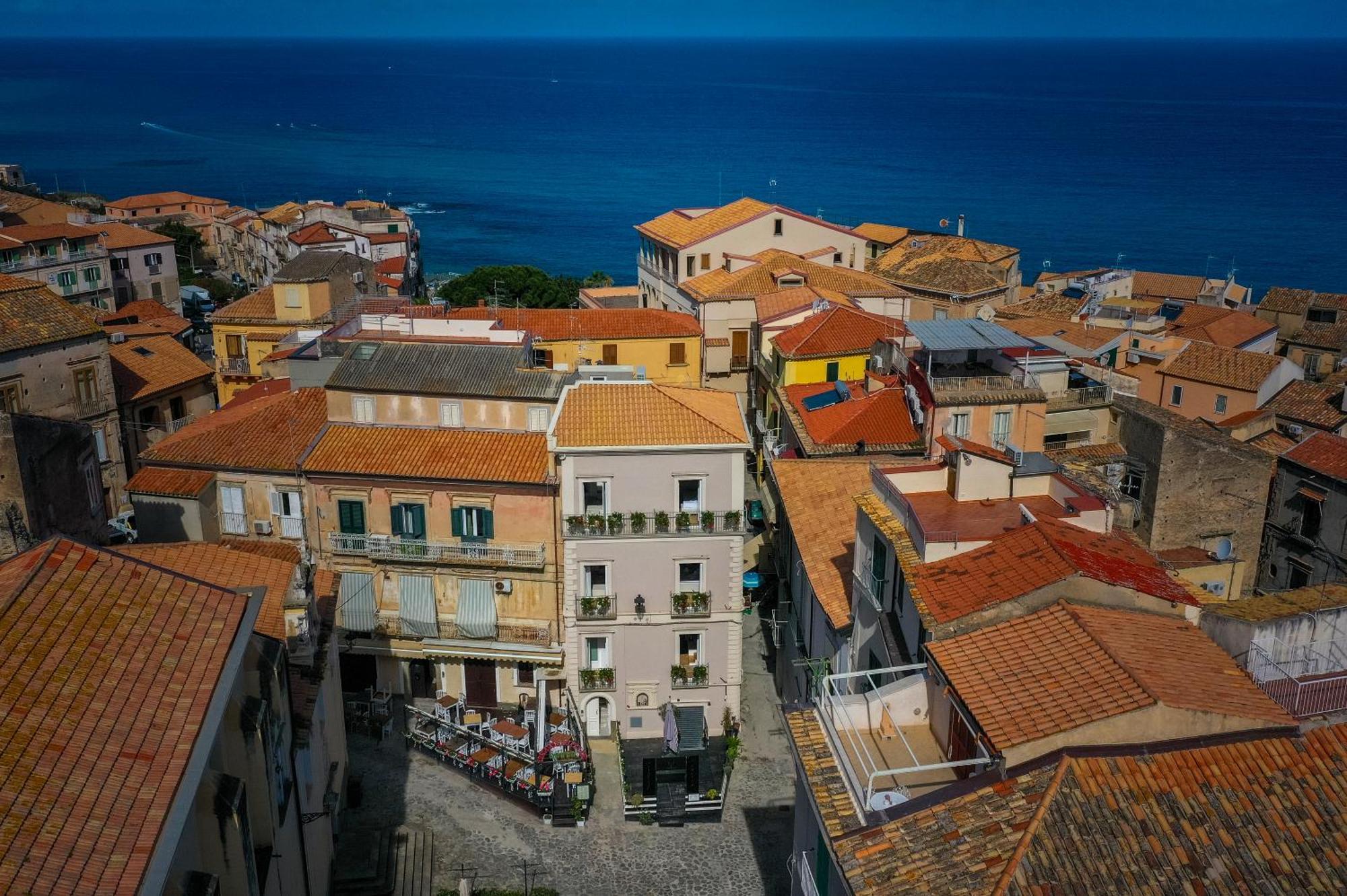 La Divina - Free Parking - Bed & Breakfast Tropea Exterior photo